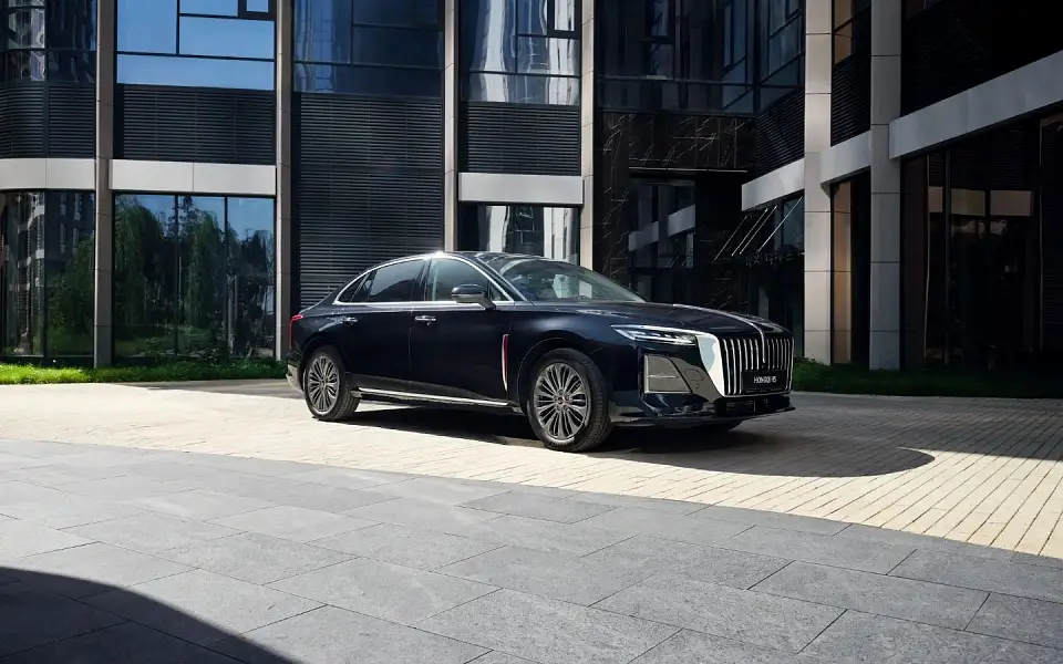 Обновленный HONGQI H5
